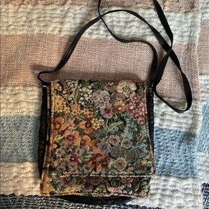 Floral Tapestry Bag